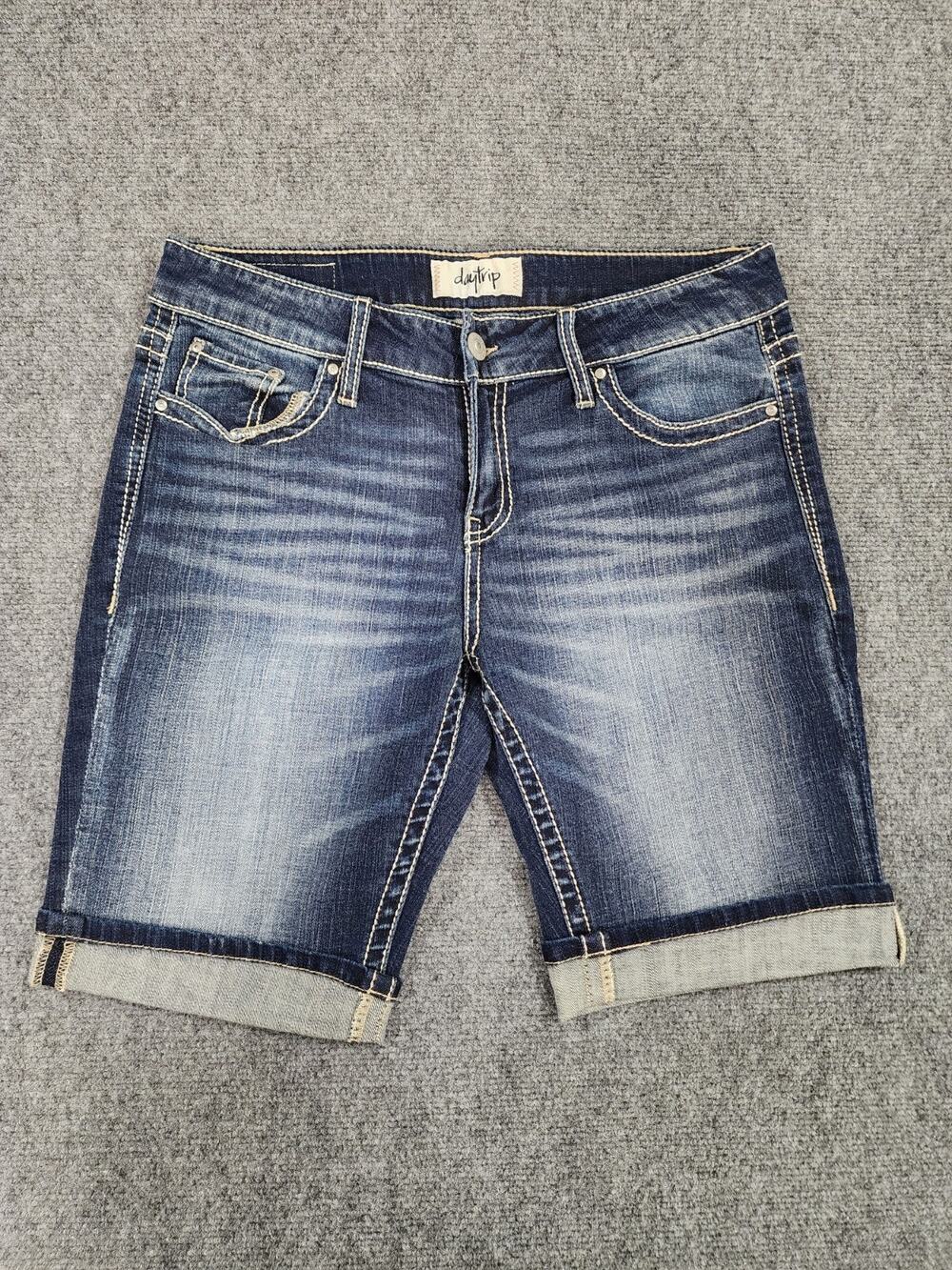 Daytrip Women's Size 30 Denim Bermuda Shorts Blue Stretch Heavy Stitch DBK150